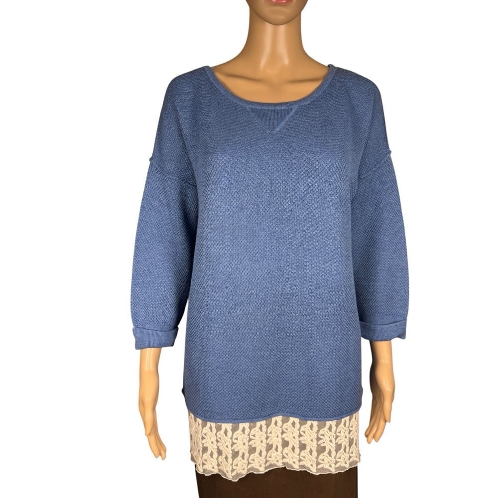 Context Lord and Taylor Blue With White Lace Trim 3/4 Sleeve Sweater Size L